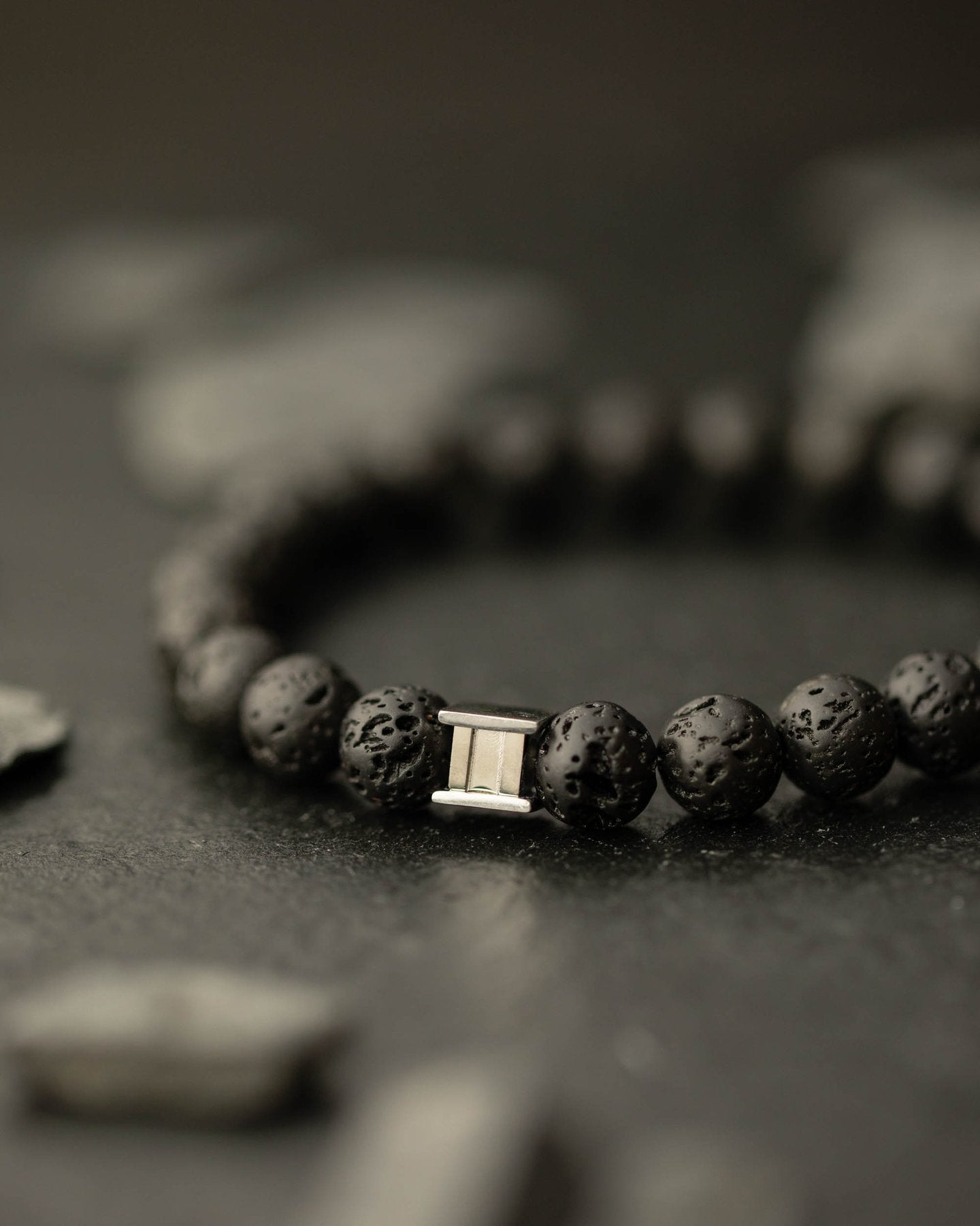 Gemini Bracelet Black lava - M 20cm - G12M