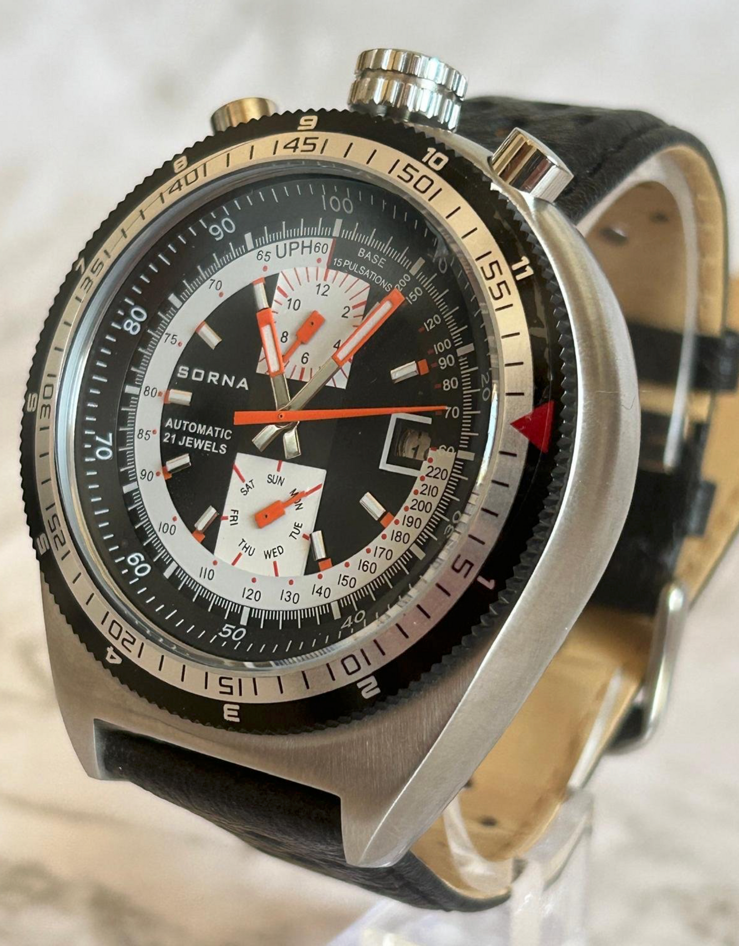 SORNA Bullhead Automatic Watch – Tachymeter Scale
