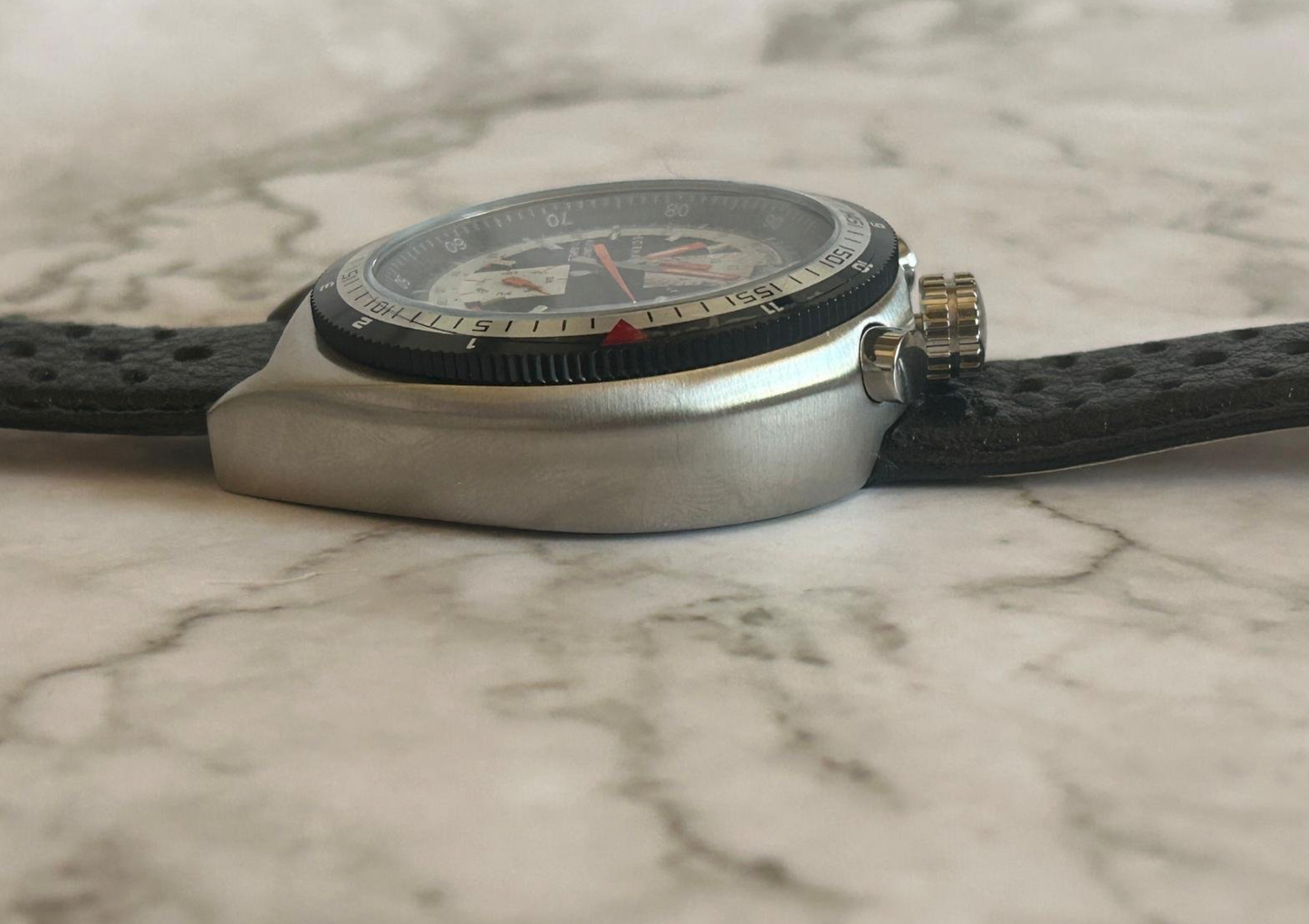 SORNA Bullhead Automatic Watch – Tachymeter Scale