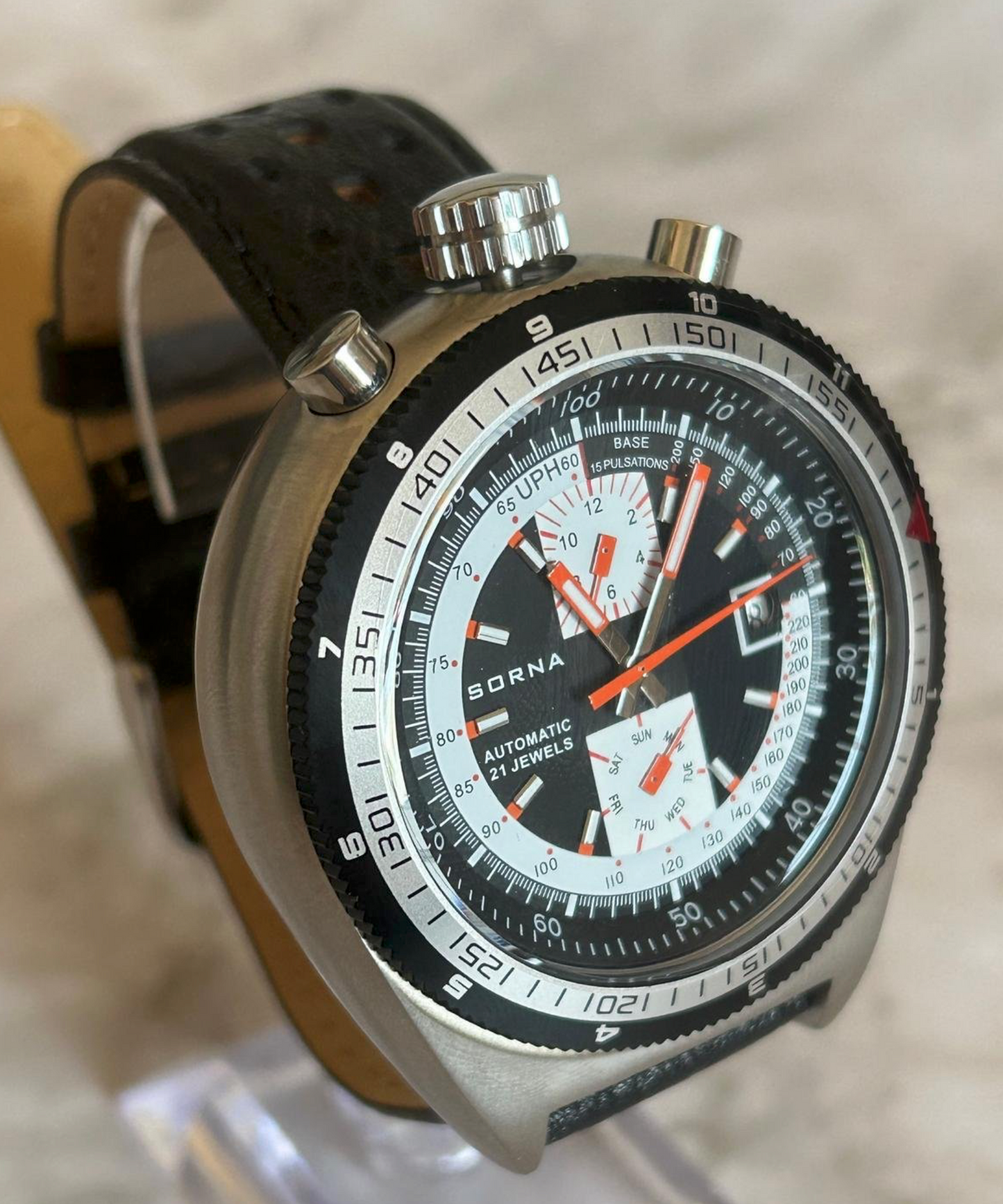 SORNA Bullhead Automatic Watch – Tachymeter Scale