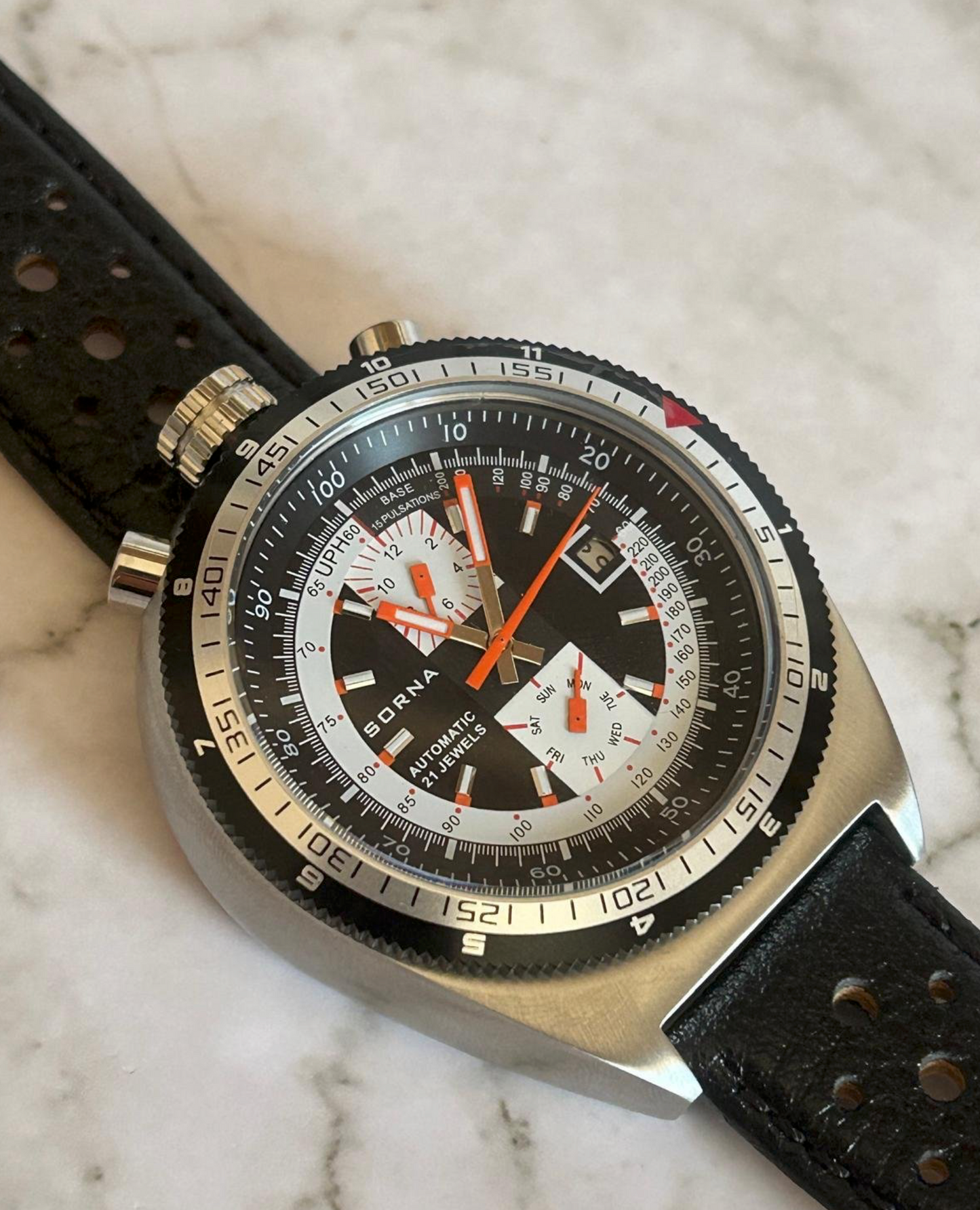 SORNA Bullhead Automatic Watch – Tachymeter Scale