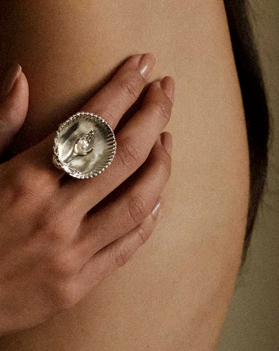 Terra Cradle Ring