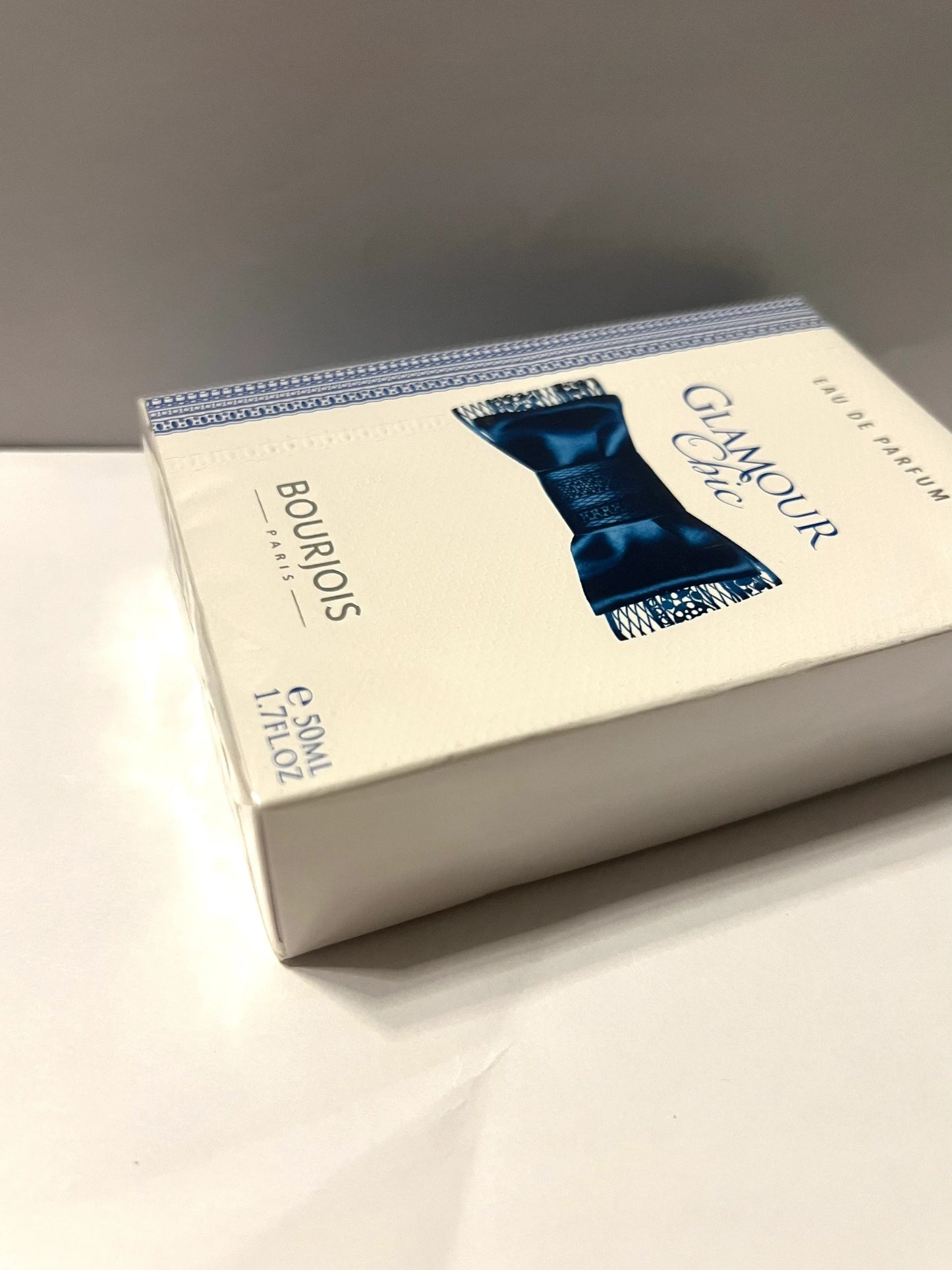 Bourjois Glamour chic eau de parfum 50 ml. Rare .Vintage
