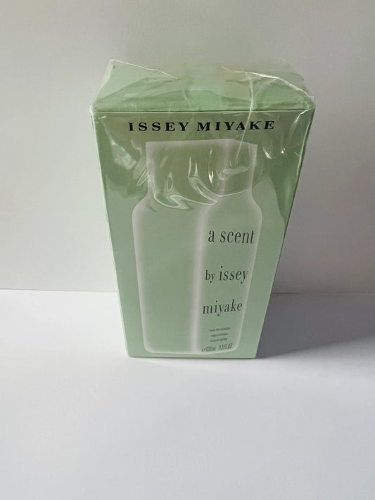 Issey miyake a scent by issey miyake eau de toilette 100 ml.Rare .Vintage