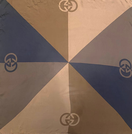 Gucci 100% silk scarf pattern 87X87cm, authentic, new